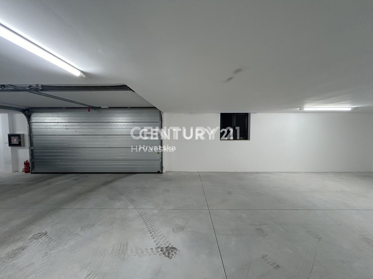 Prodaja, stanovanje, 3-prostorsko, Istarska županija, Rovinj