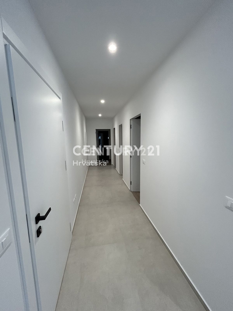 Prodaja, stanovanje, 3-prostorsko, Istarska županija, Rovinj