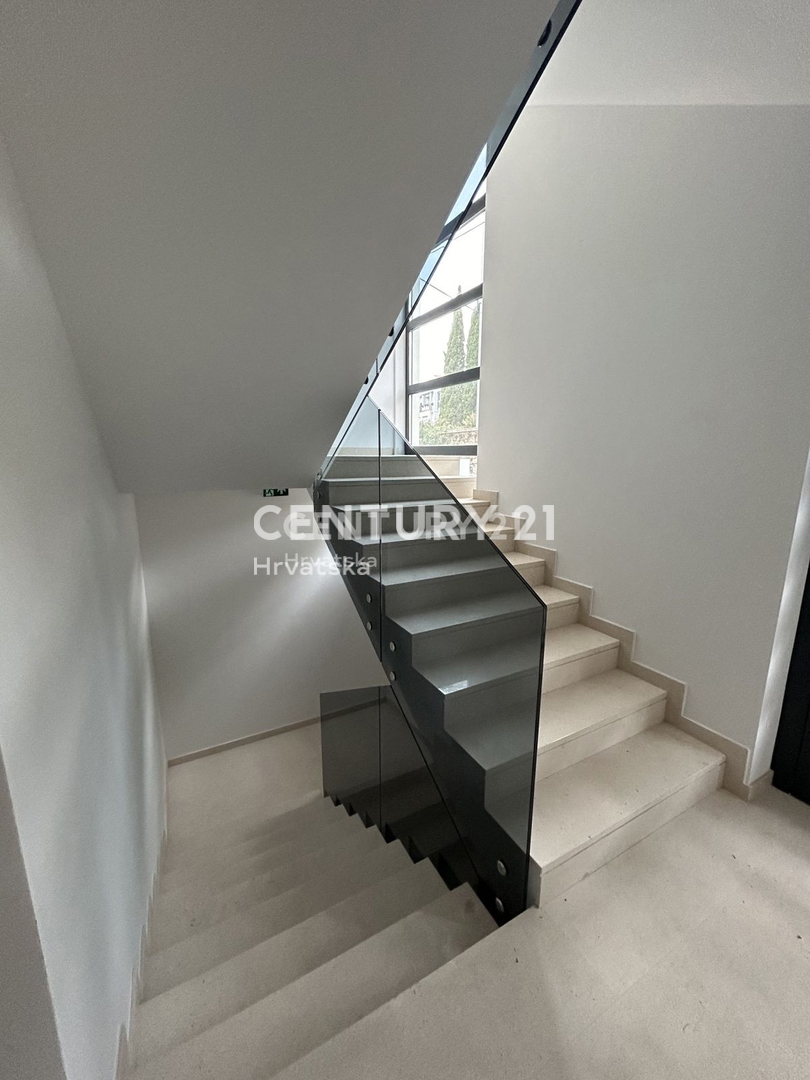 Prodaja, stanovanje, 3-prostorsko, Istarska županija, Rovinj