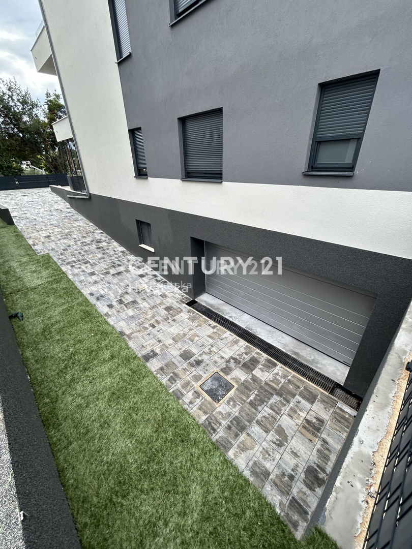 Prodaja, stanovanje, 3-prostorsko, Istarska županija, Rovinj