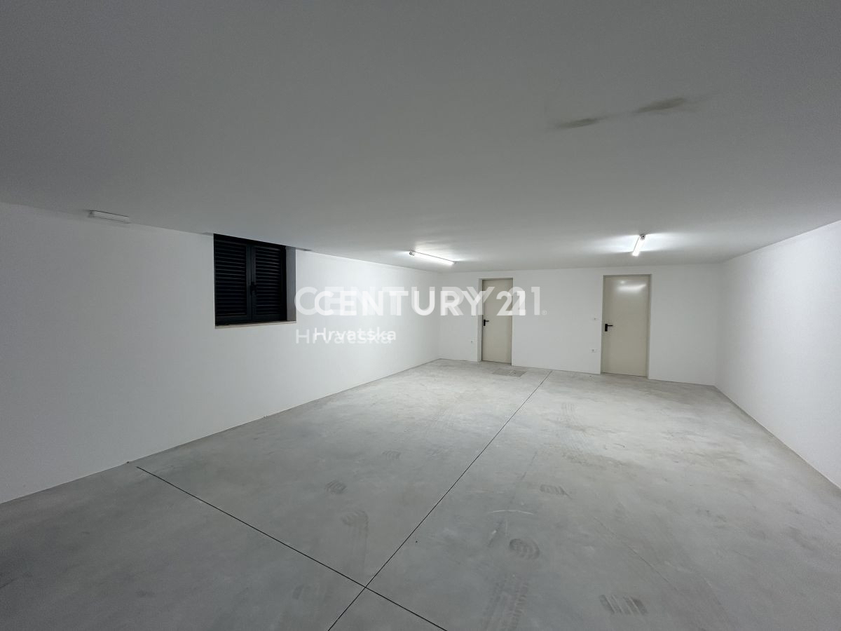 Prodaja, stanovanje, 3-prostorsko, Istarska županija, Rovinj