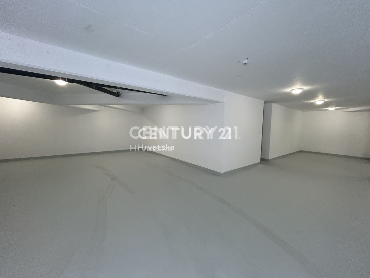 Prodaja, stanovanje, 2,5-sobno (2S+DB), Istarska županija, Umag