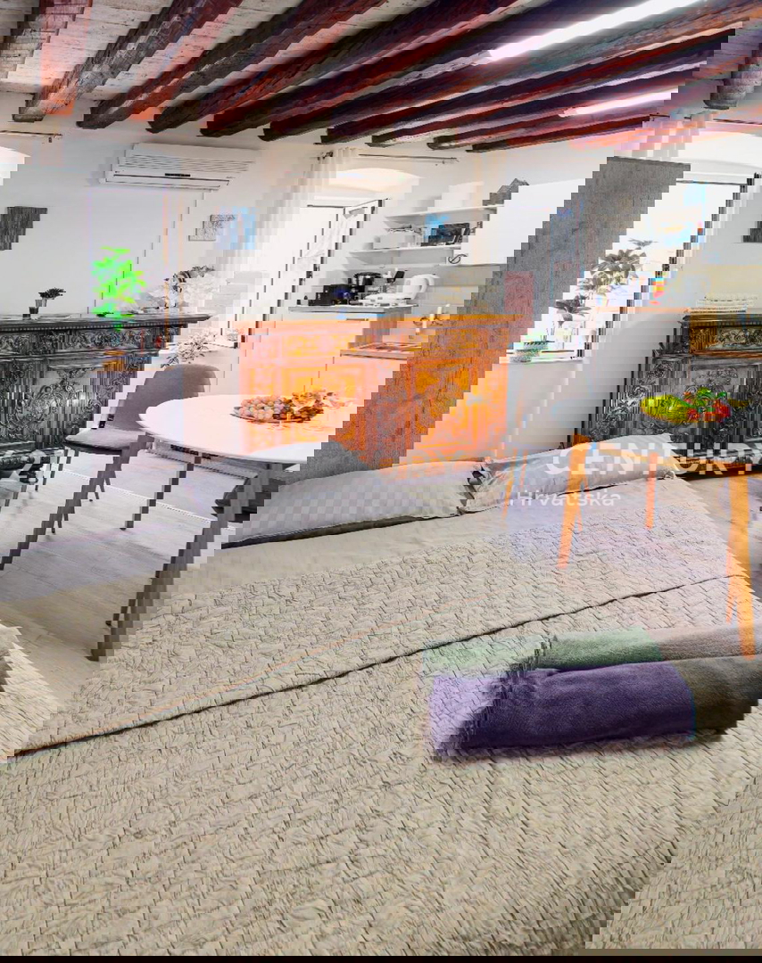 ROVINJ, CENTAR, STAN V CENTRU ROVINJA