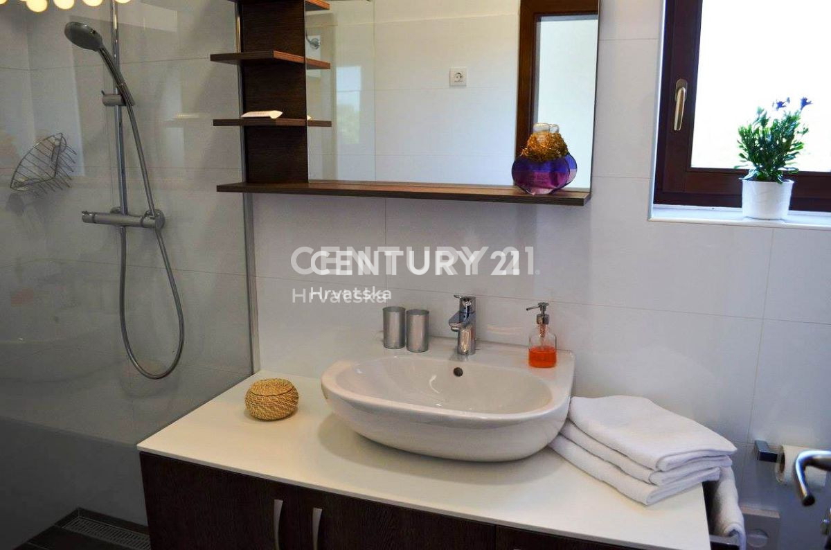 Prodaja, hiša, samostojna, Istarska županija, Sveti Lovreč