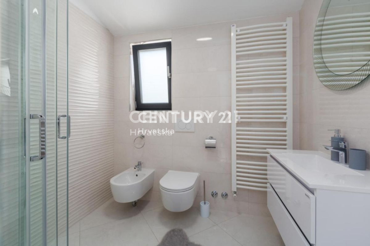 Prodaja, dvojna hiša, Istarska županija, Poreč