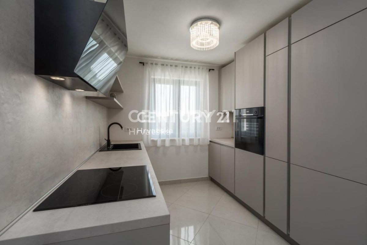 Prodaja, dvojna hiša, Istarska županija, Poreč