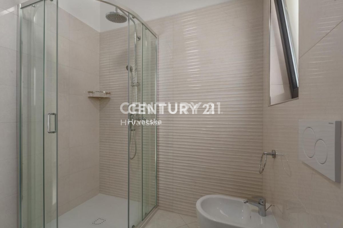 Prodaja, dvojna hiša, Istarska županija, Poreč