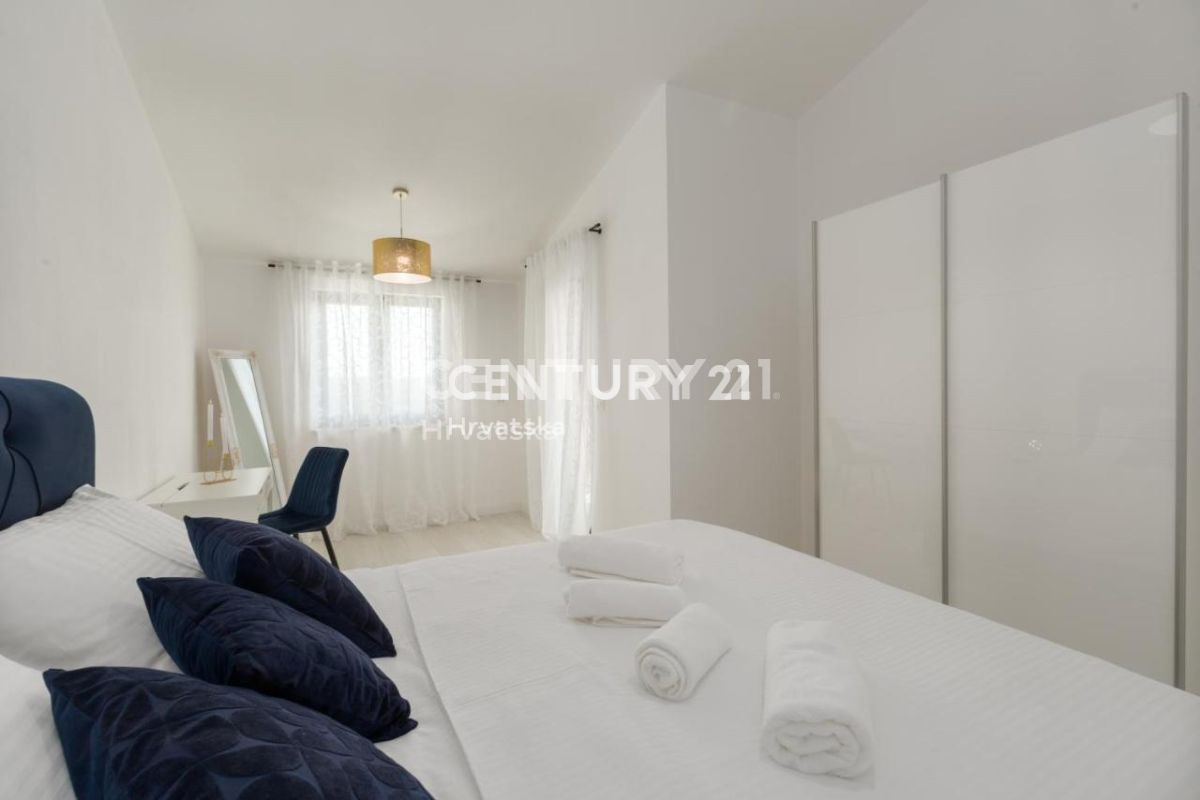 Prodaja, dvojna hiša, Istarska županija, Poreč