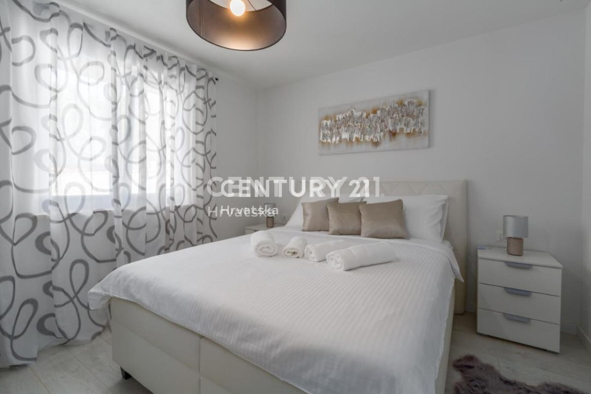 Prodaja, dvojna hiša, Istarska županija, Poreč