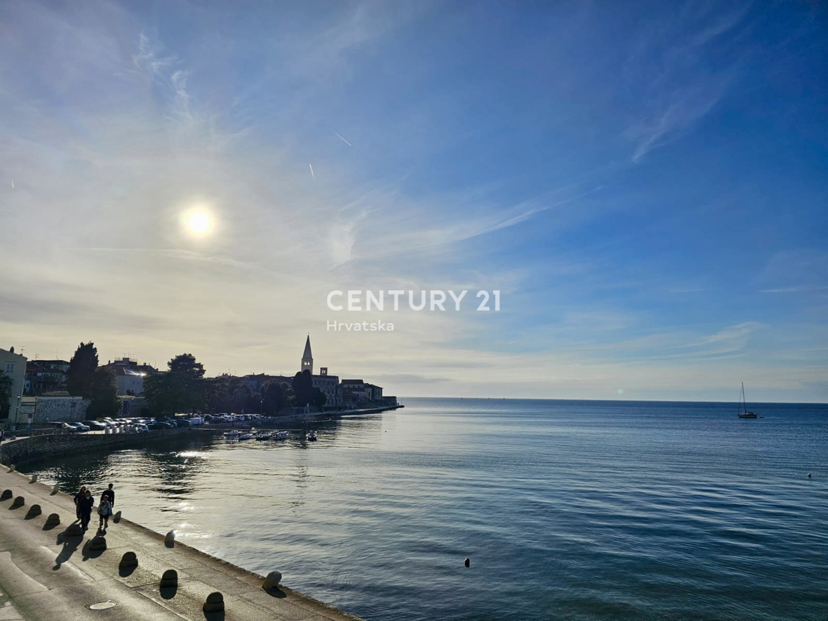 POREČ, CENTER, STAN NA TOP LOKACIJI