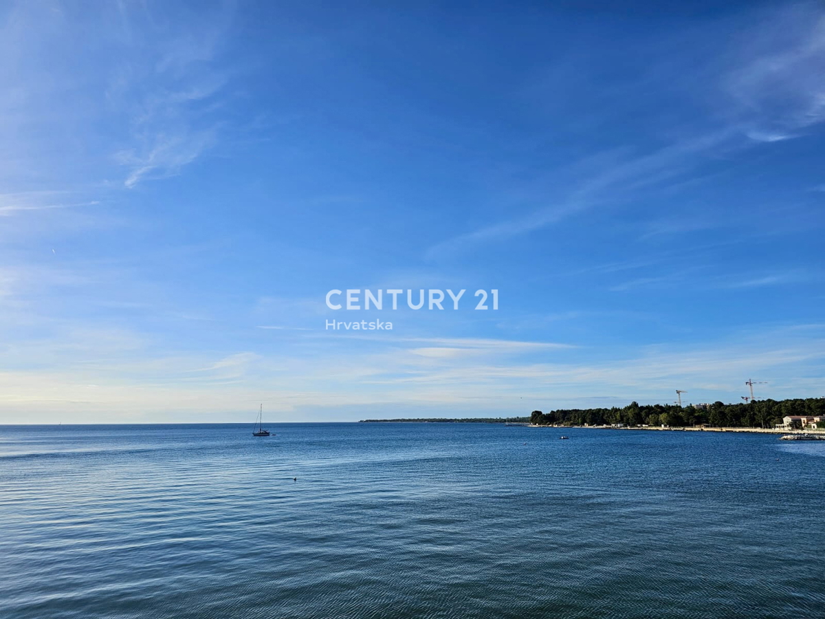 POREČ, CENTER, STAN NA TOP LOKACIJI