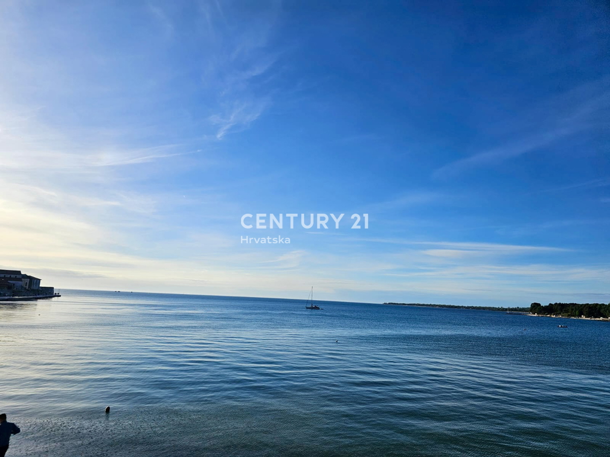 POREČ, CENTER, STAN NA TOP LOKACIJI