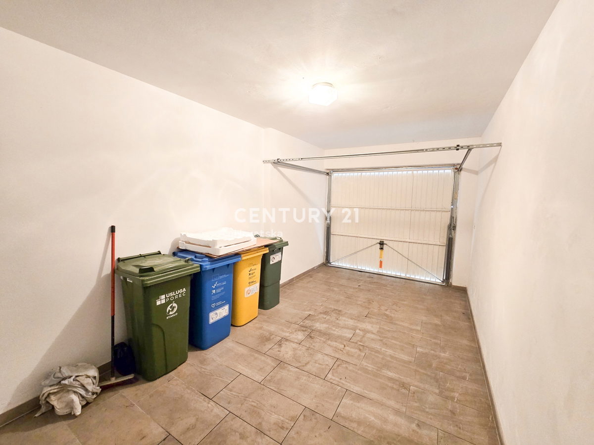 VABRIGA, PRODAJA STANOVANJA V DRUGEM NADSTROPJU Z GARAŽO IN KLETJO