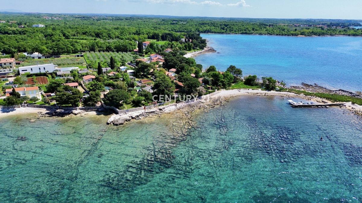 ISTRA, UMAG, EKSKLUZIVA AGENCIJE, EDINSTVENA LOKACIJA PRVI VRST DO MORJA IN PLAŽE