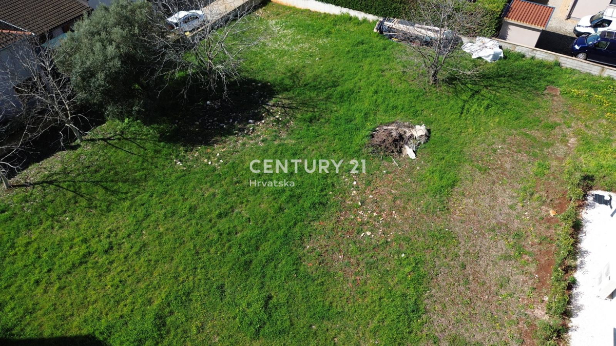 TAR VABRIGA, PRODAJA GRADBENEGA ZEMLJIŠČA