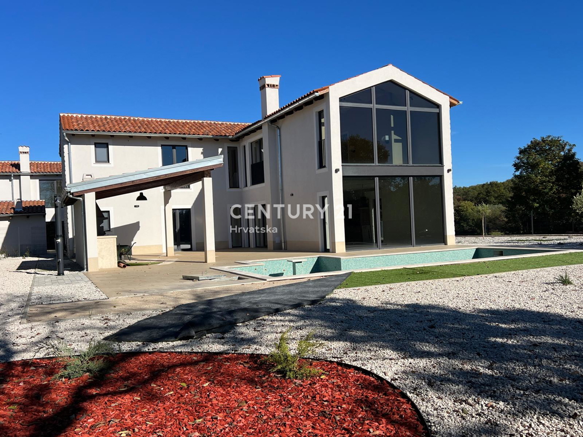 POREČ, MODERNA, NOVA VILA Z BAZENOM