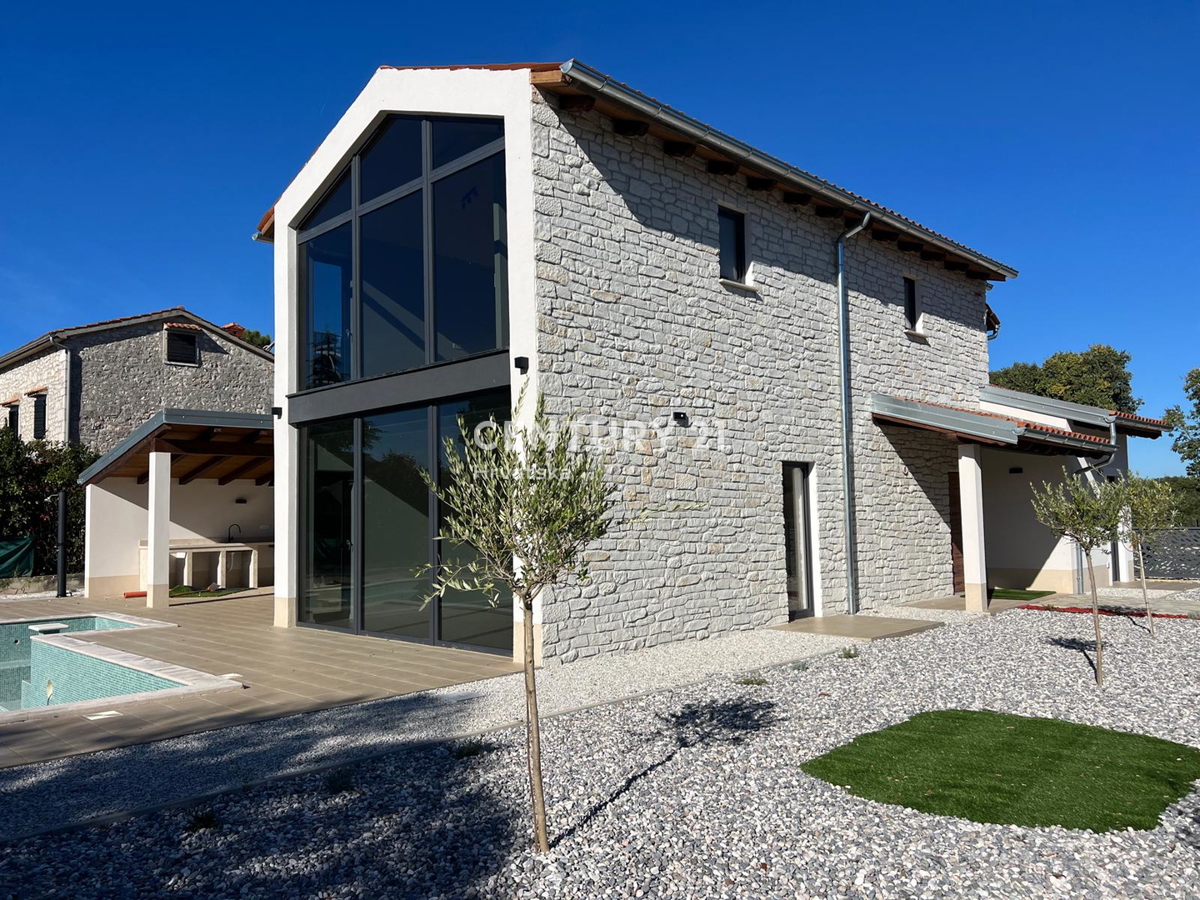 POREČ, MODERNA, NOVA VILA Z BAZENOM