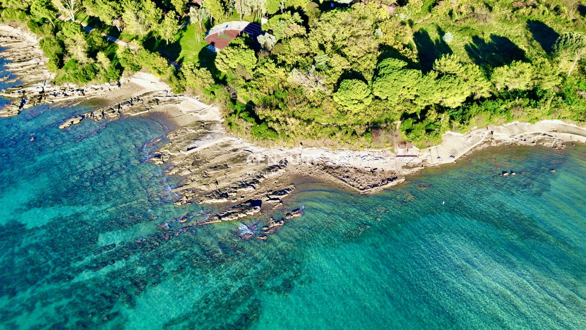 UMAG, BAŠANIJA, NOVA DUPLEKS HIŠA LE 250 METROV OD PLAŽE