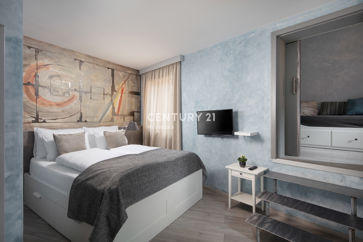 LABIN, STARI GRAD, BUTIČNA HOTEL S 5 PROSTORI NA ČUDOVITI LOKACIJI