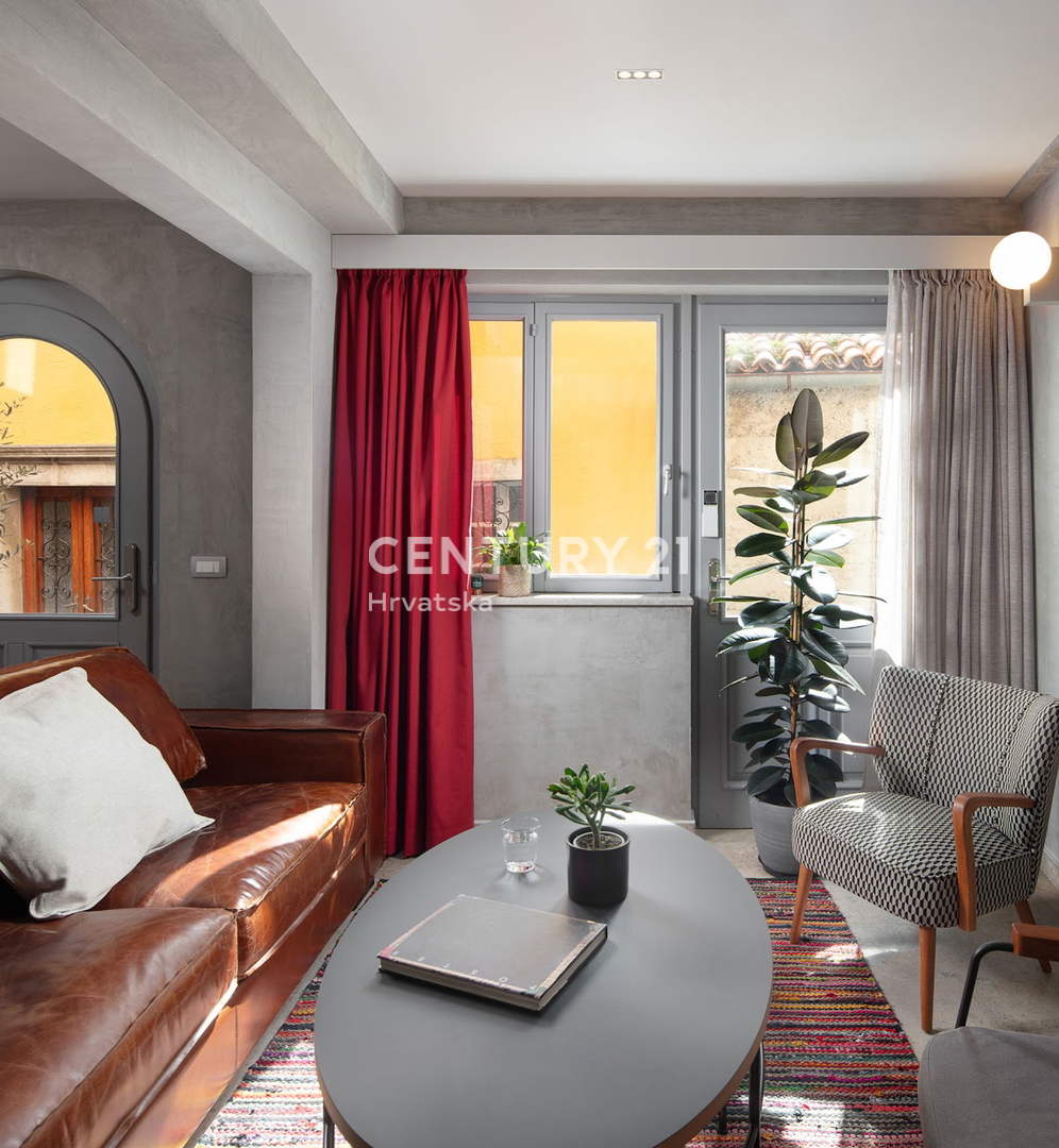 LABIN, STARI GRAD, BUTIČNA HOTEL S 5 PROSTORI NA ČUDOVITI LOKACIJI