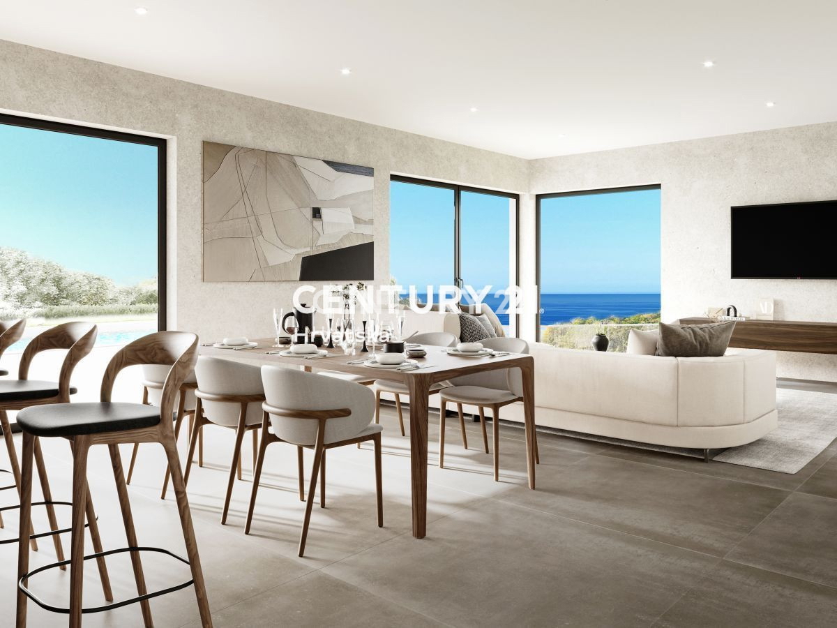 PRODAJA, NOVA VILA S BAZENOM IN ČUDOVITIM POGLEDOM NA MORJE