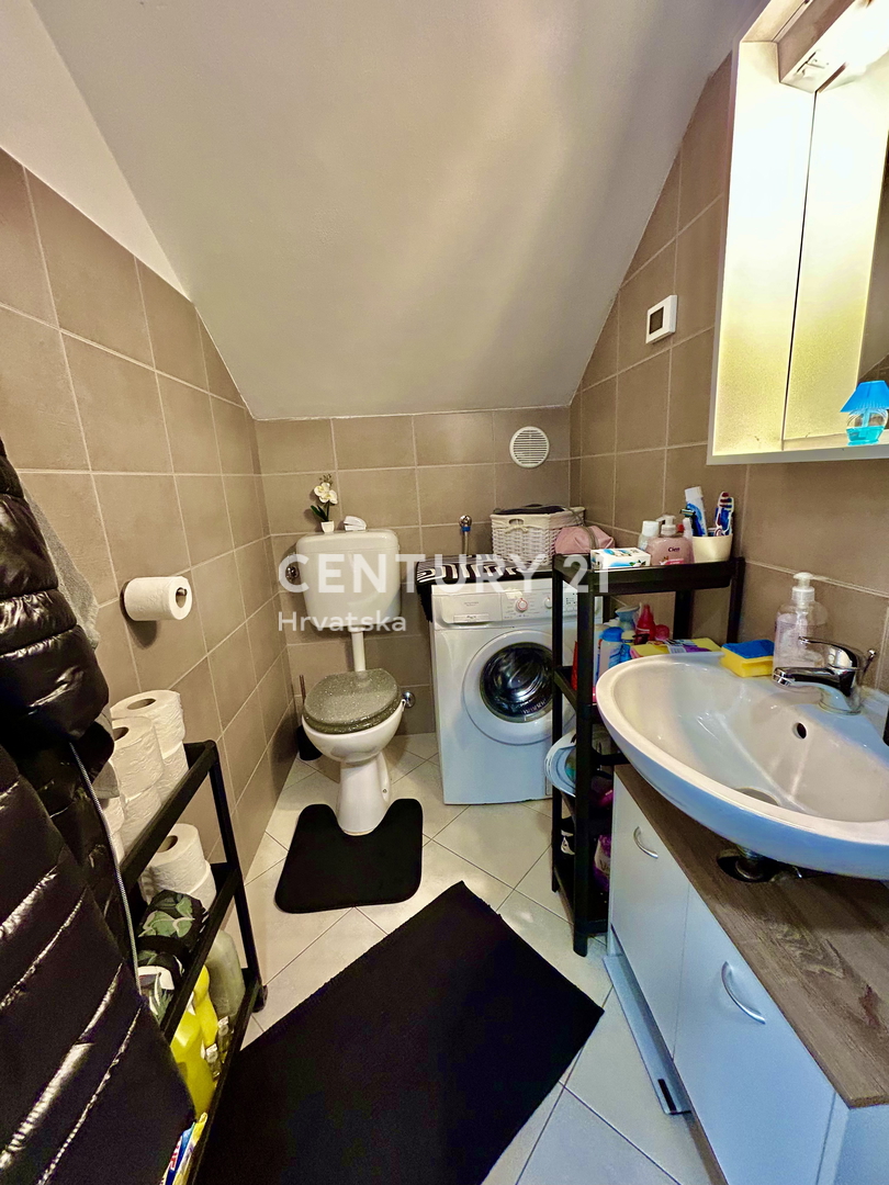 UMAG, CENTAR, NOV STAN Z OPREMO V PRIZEMLJU