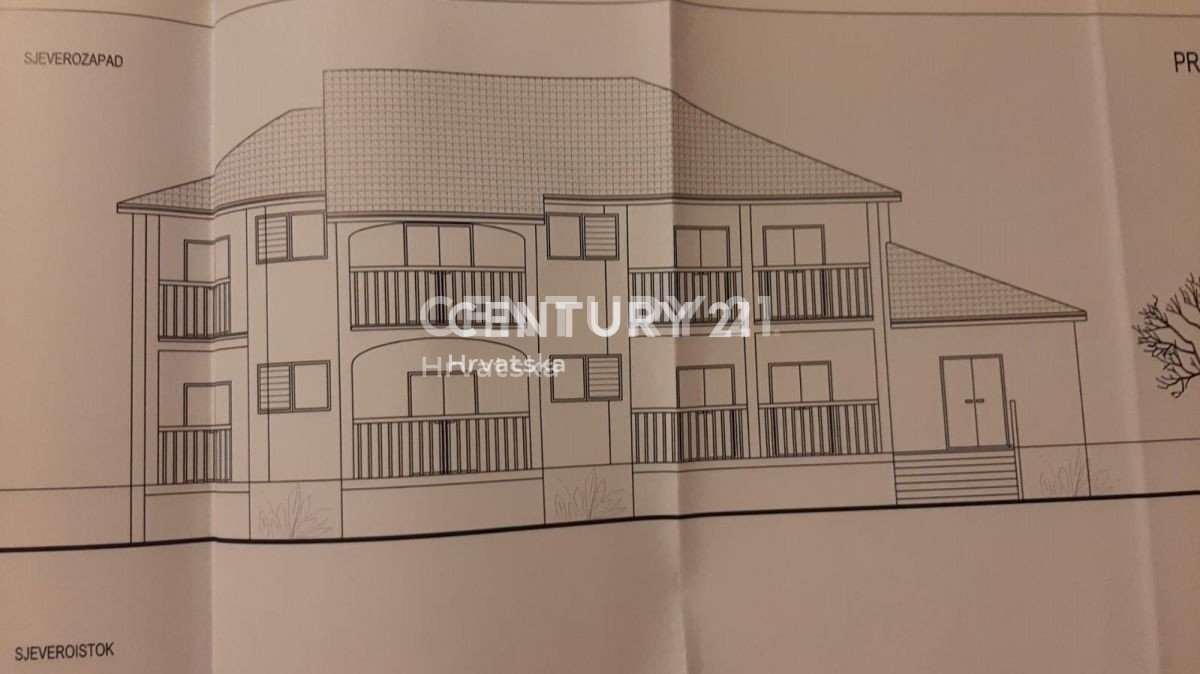 VIŽINADA, PRODAJA GRADBENEGA ZEMLJIŠČA Z GRADBENO DOVOLJENJO IN POGLEDOM NA MORJE