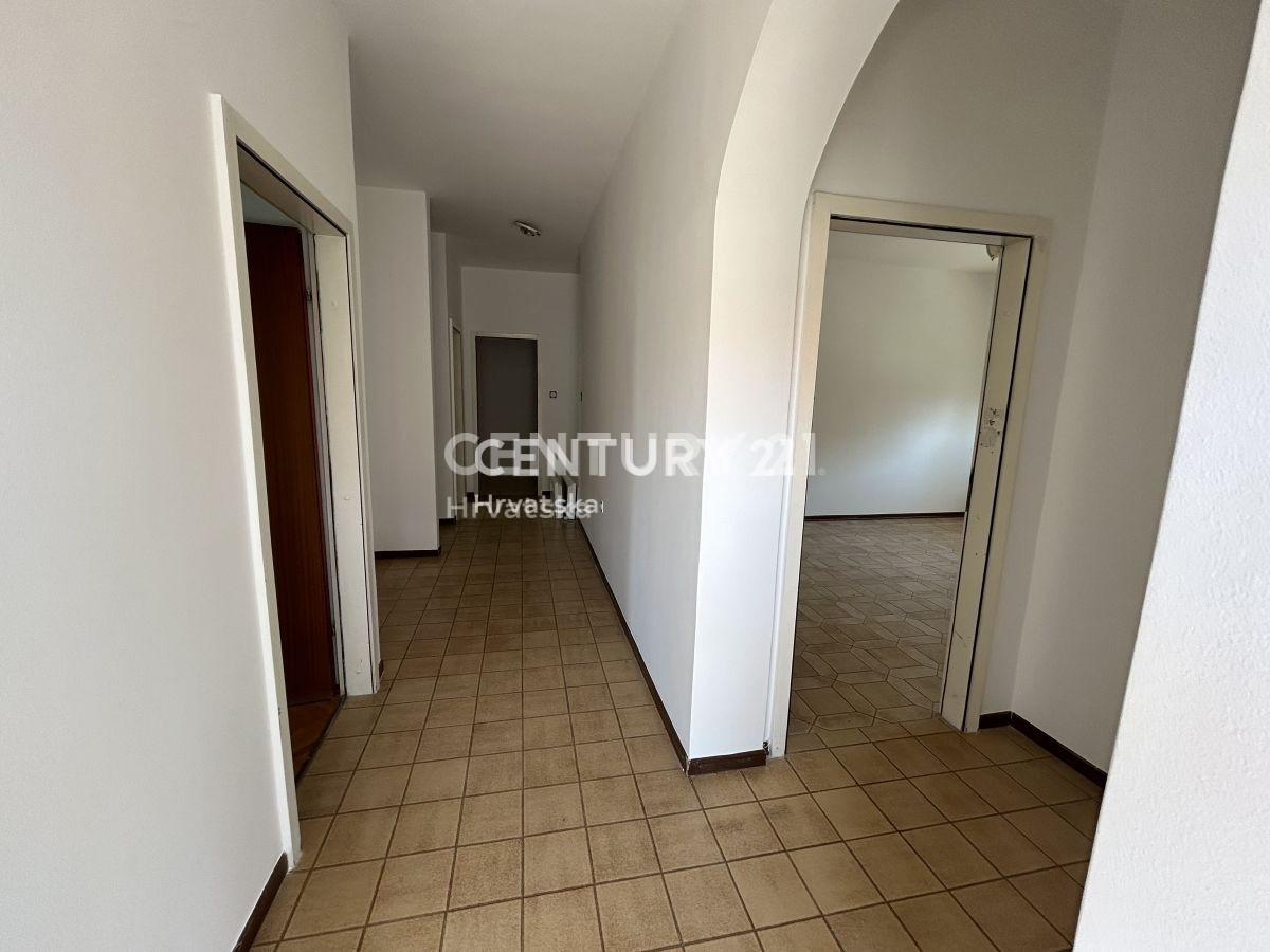 Prodaja, stanovanje, 3-prostorsko, Istarska županija, Poreč