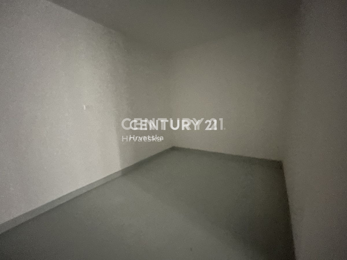 Prodaja, stanovanje, 2,5-sobno (2S+DB), Istarska županija, Umag