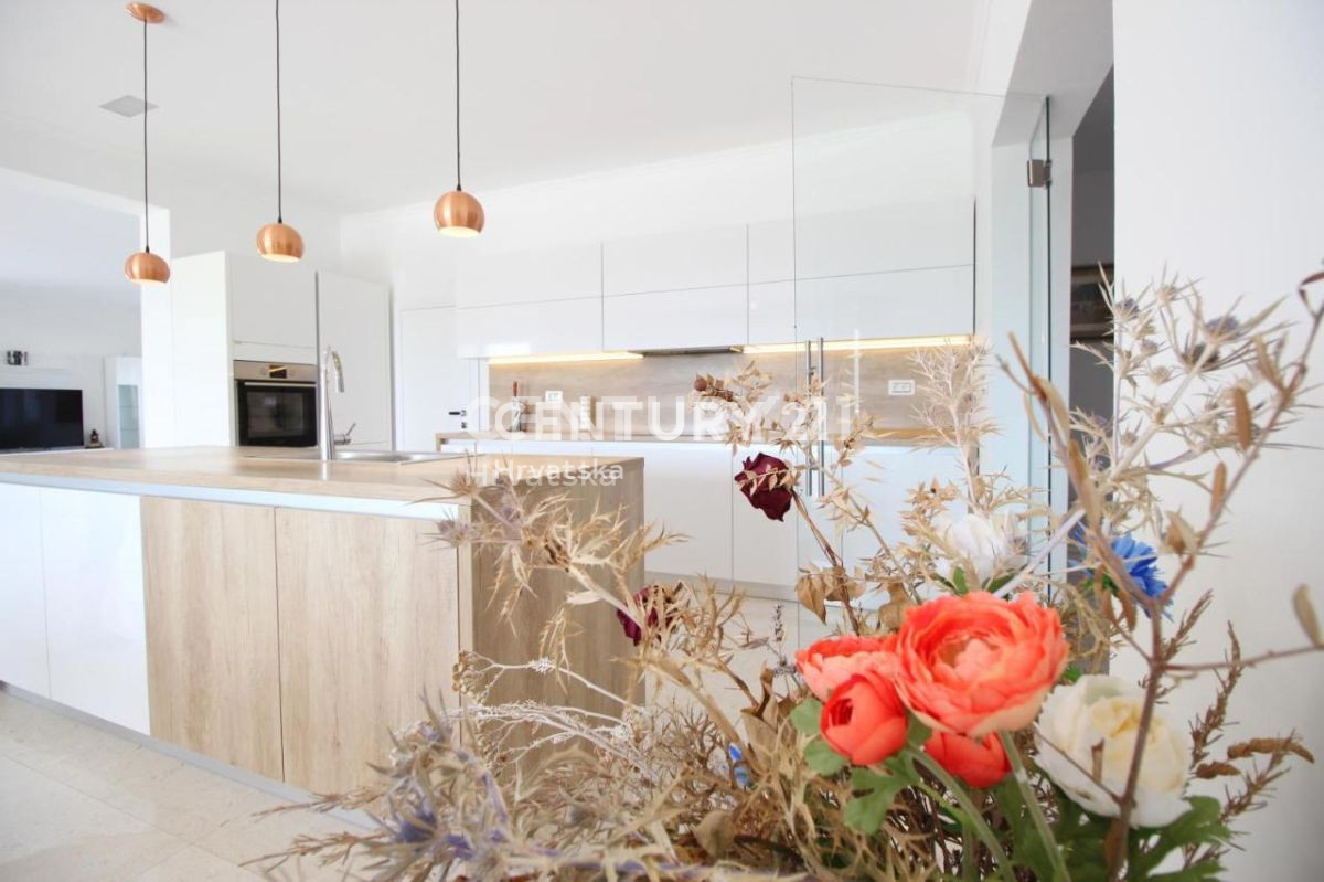 Prodaja, hiša, samostojna, Istarska županija, Sveti Lovreč