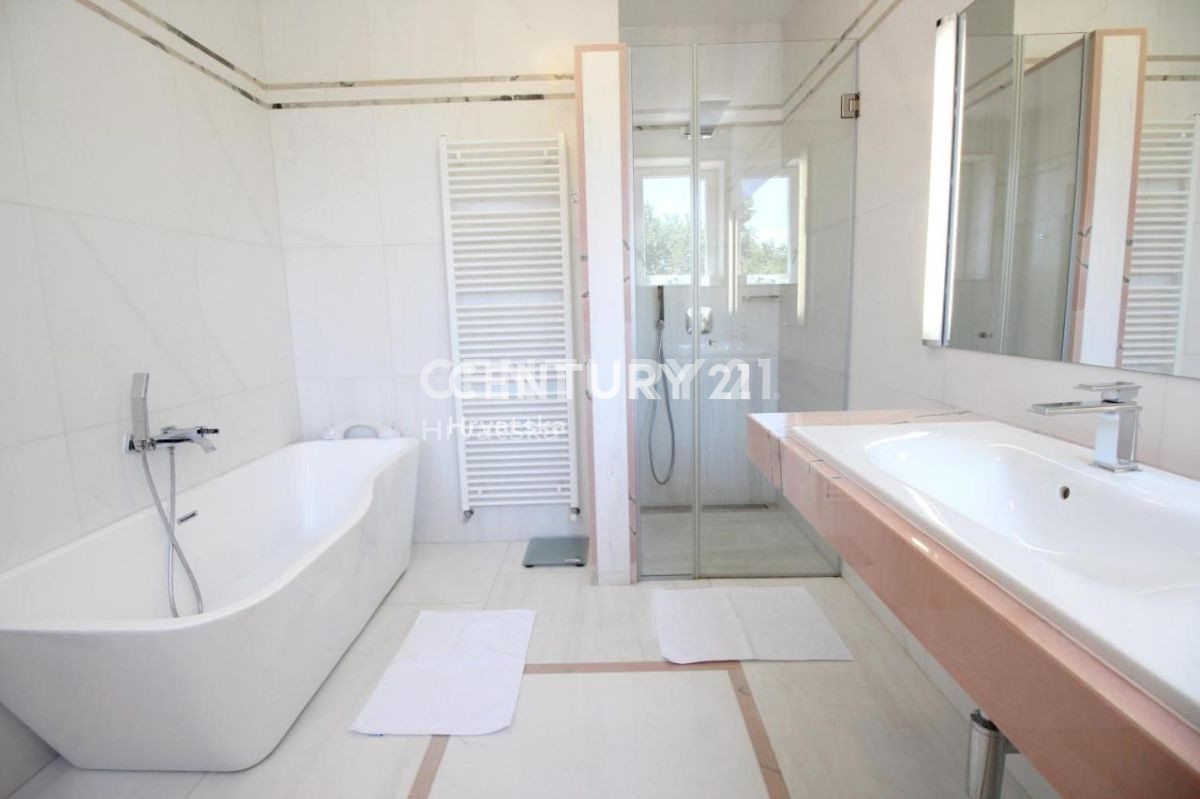 Prodaja, hiša, samostojna, Istarska županija, Sveti Lovreč