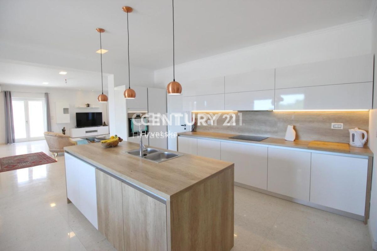 Prodaja, hiša, samostojna, Istarska županija, Sveti Lovreč