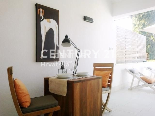 Prodaja, hiša, samostojna, Istarska županija, Novigrad