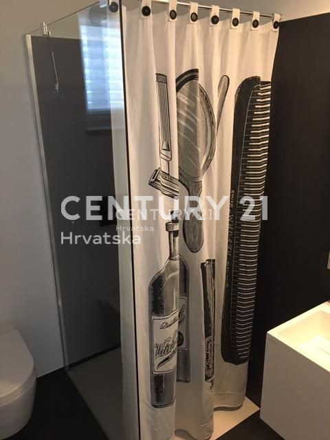 Prodaja, hiša, samostojna, Istarska županija, Novigrad