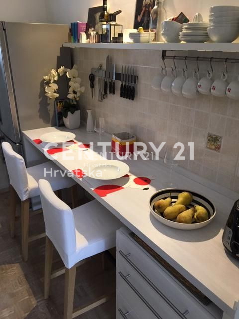 Prodaja, hiša, samostojna, Istarska županija, Novigrad