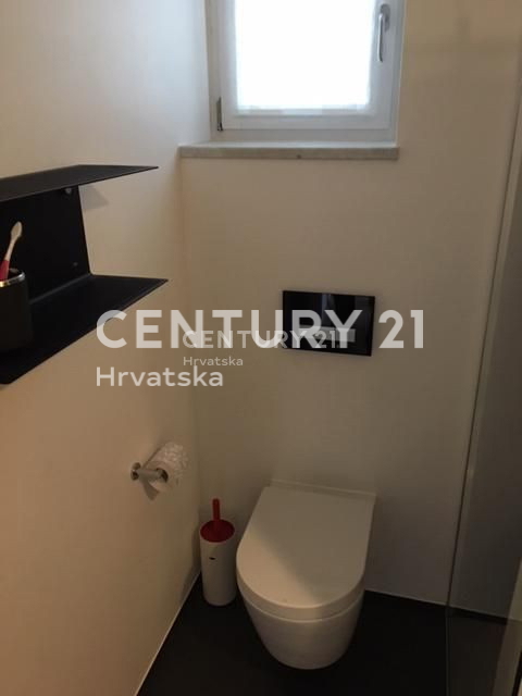 Prodaja, hiša, samostojna, Istarska županija, Novigrad