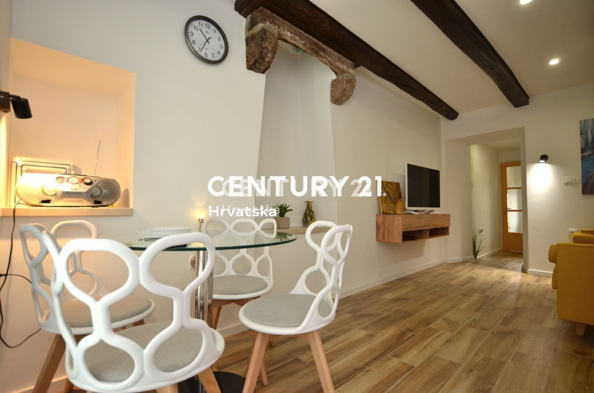 Prodaja, hiša, v nizu, Istarska županija, Pazin