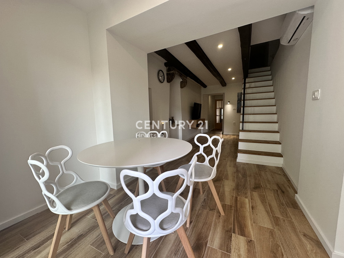 Prodaja, hiša, v nizu, Istarska županija, Pazin