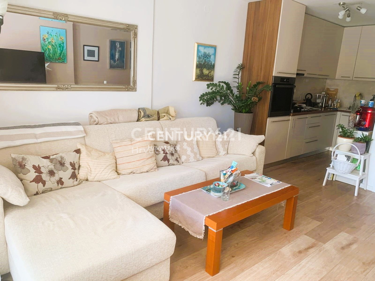 Prodaja, hiša, v nizu, Istarska županija, Rovinj