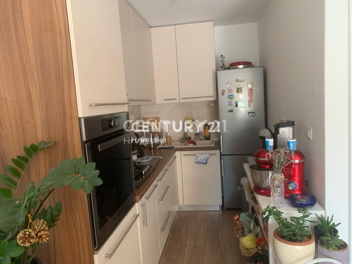 Prodaja, hiša, v nizu, Istarska županija, Rovinj