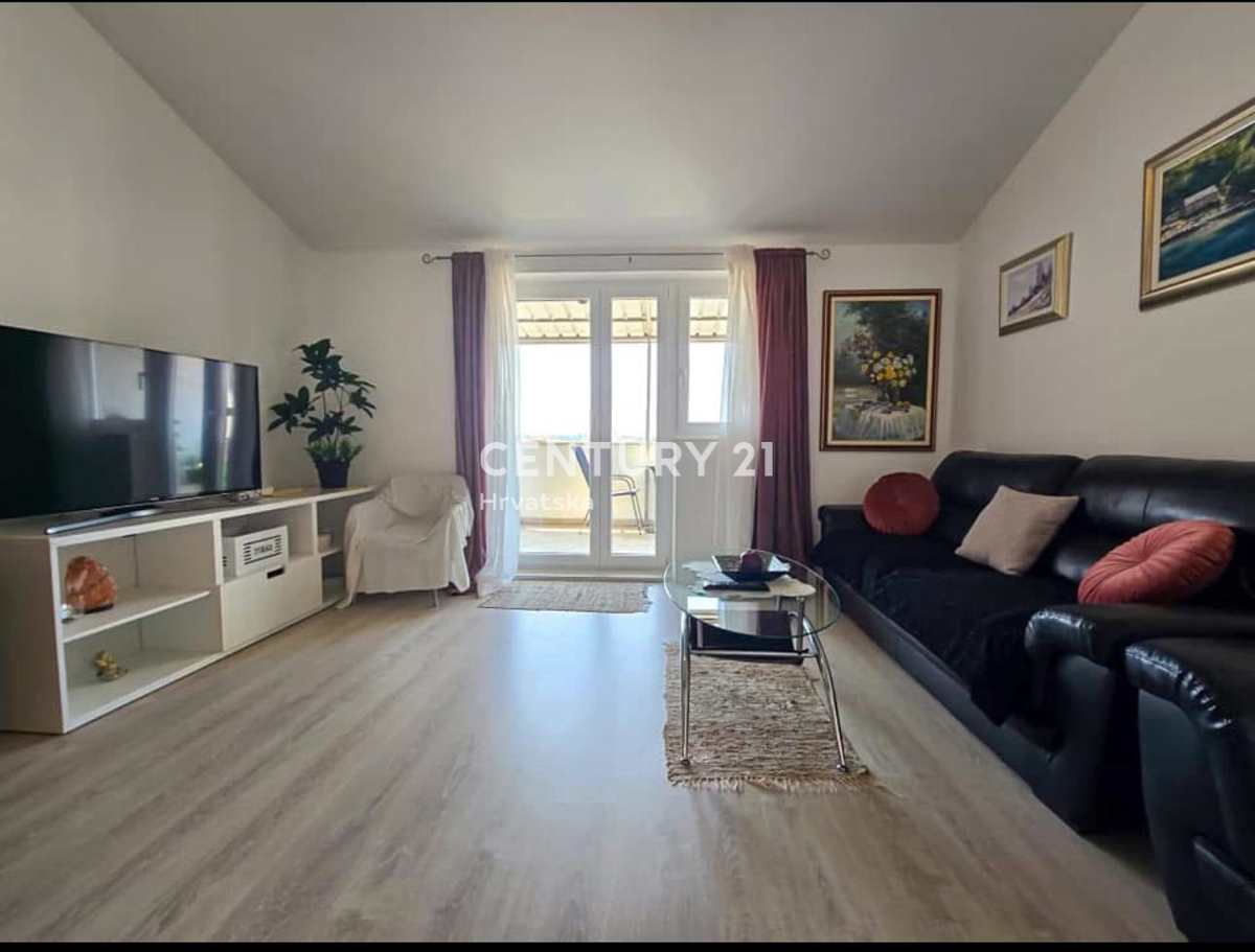 POREČ, PRODAJA, DVONADSTROPNO STANOVANJE S POGLEDOM NA MORJE