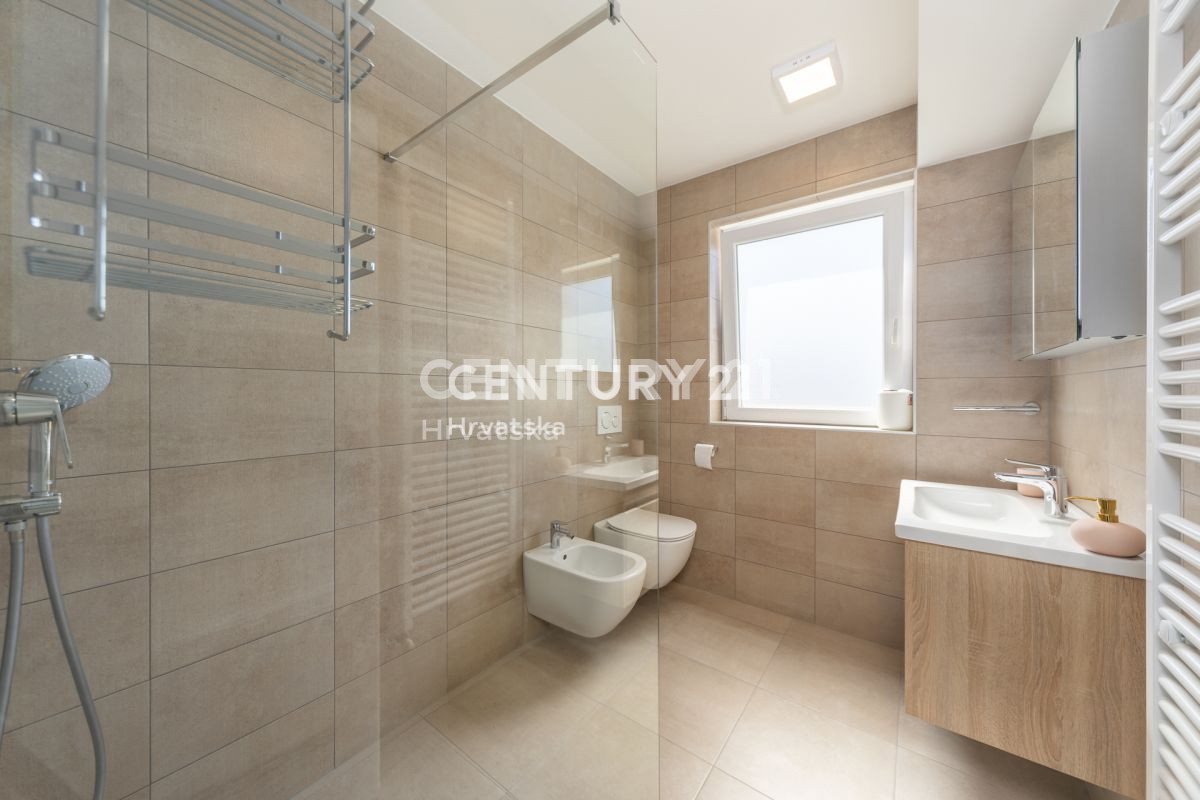 Prodaja, dvojna hiša, Istarska županija, Poreč