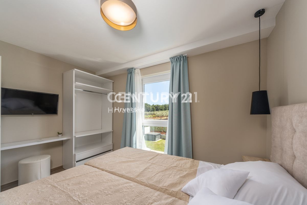 Prodaja, dvojna hiša, Istarska županija, Poreč