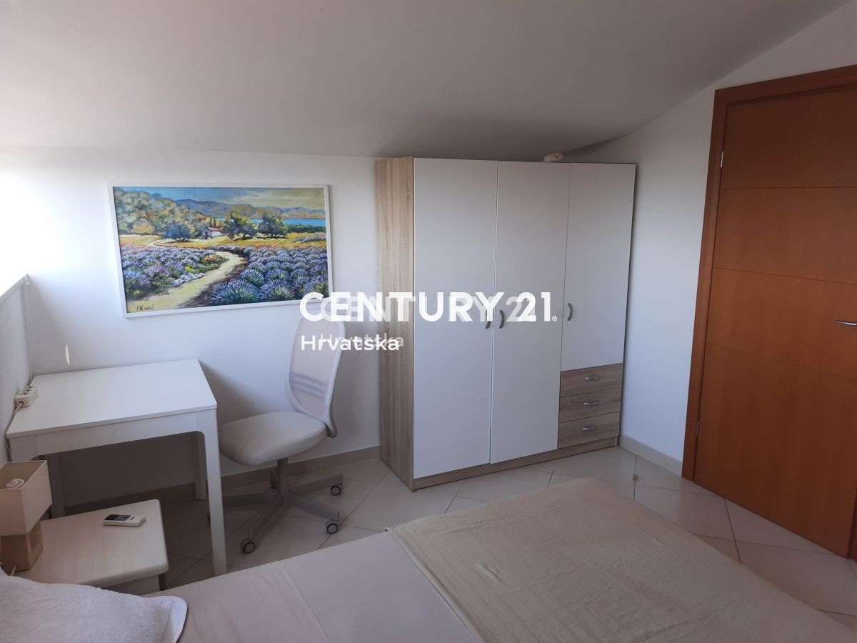 Prodaja, stanovanje, 4,5-sobno (4S+DB), Istarska županija, Poreč, Kukci