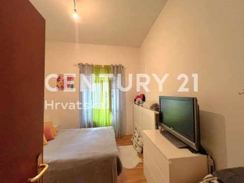 POREČ, ČUDOVITO STANOVANJE V SREDIŠČU MESTA