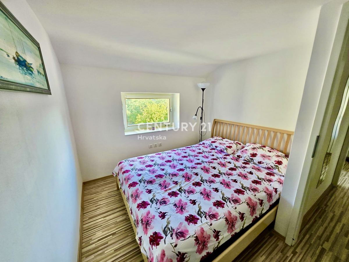 VRSAR, CENTAR, FANTASTIČNA POPOLNOMA PRENOVLJENA HIŠA, PRILOŽNOST!!