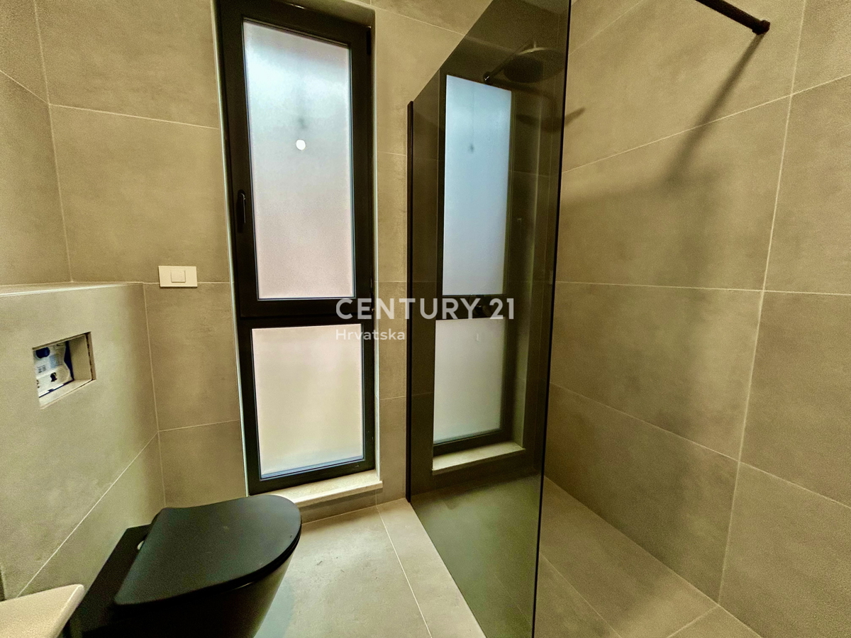 MEDULIN, NOV STAN S TREMI SOBAMI IN VISOKIM KOMFORTOM