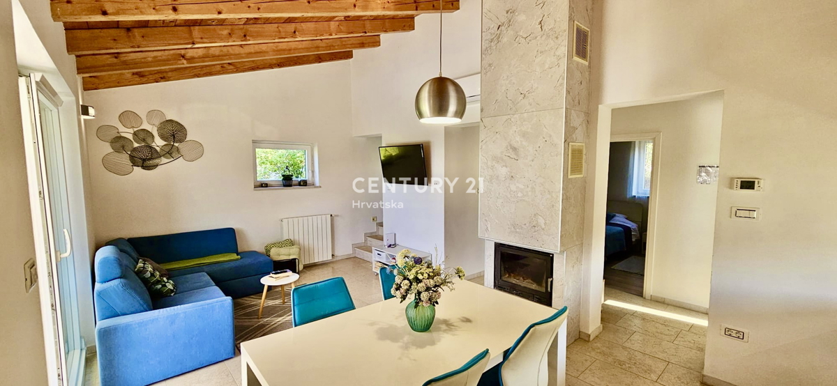 Žminj, okolica, šarmantna pritlična hiša obdana z naravo