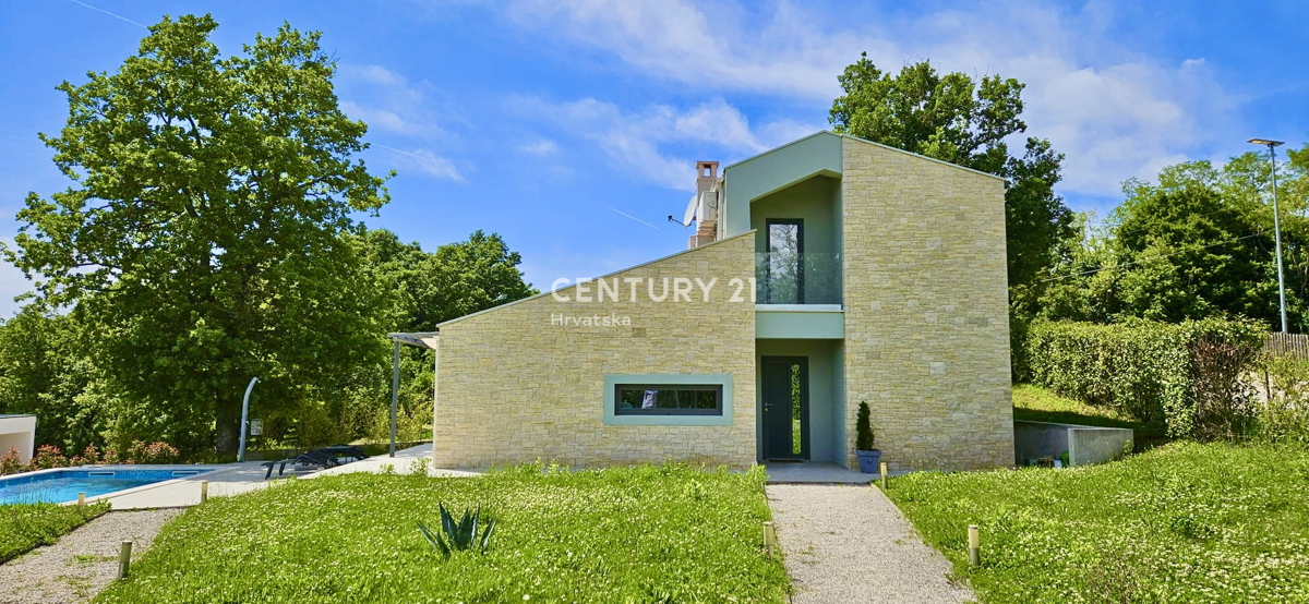 Žminj, okolica, šarmantna pritlična hiša obdana z naravo