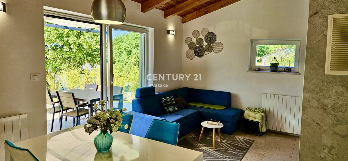 Žminj, okolica, šarmantna pritlična hiša obdana z naravo